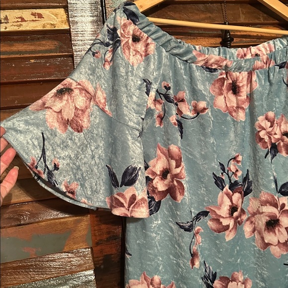 1.4.3. Story by Line Up Tops - 1.4.3. Story by Line Up Blue and Pink Floral off the Shoulders velvety Top